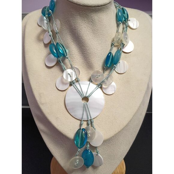Avon Jewelry - Vintage Avon 2005, Fun Necklace of Turquoise Glass beads with MOP Shell Pendant